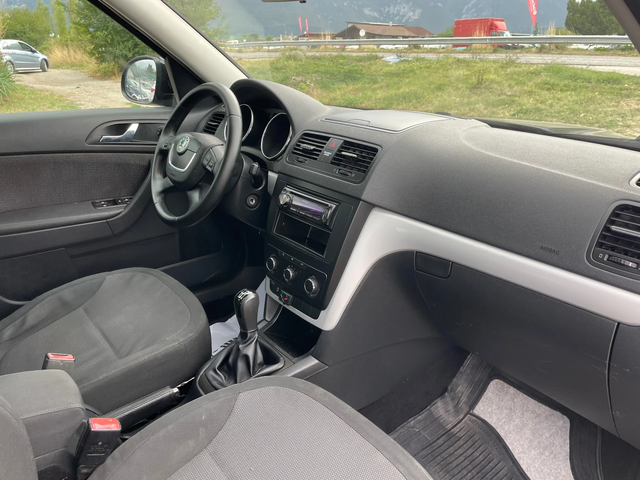 Skoda Yeti 1.2TSI-105-ITALIA - автомобили, коли, обяви за нови и употребявани 4