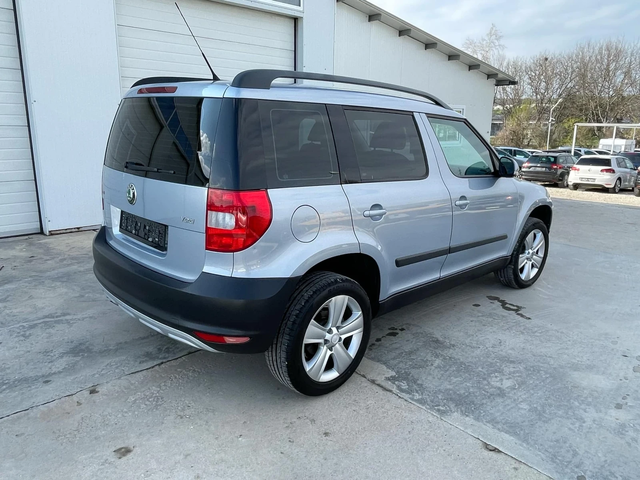 Skoda Yeti 2.0tdi 110k.c * UNIKAT* - автомобили, коли, обяви за нови и употребявани 12