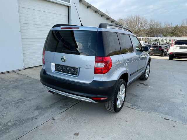 Skoda Yeti 2.0tdi 110k.c * UNIKAT* - автомобили, коли, обяви за нови и употребявани 13