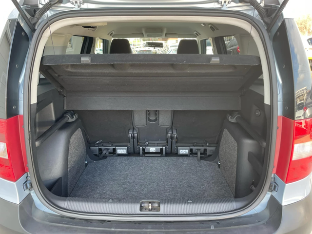 Skoda Yeti 2.0tdi 110k.c * UNIKAT* - автомобили, коли, обяви за нови и употребявани 14
