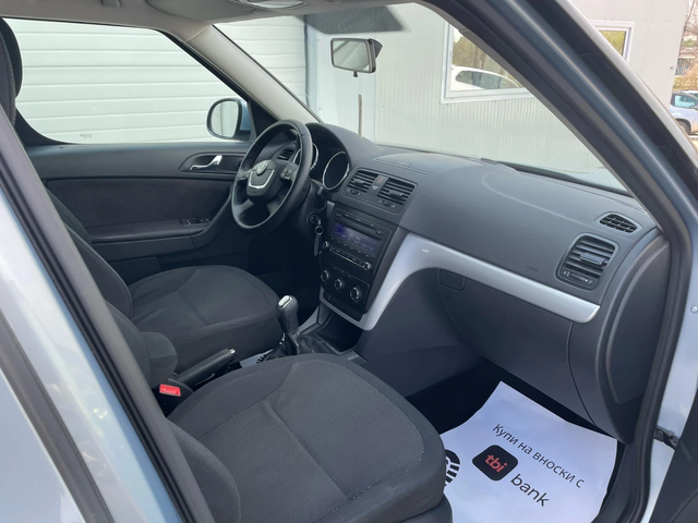 Skoda Yeti 2.0tdi 110k.c * UNIKAT* - автомобили, коли, обяви за нови и употребявани 15
