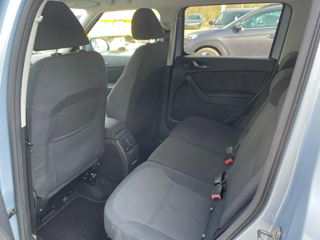 Skoda Yeti 2.0tdi 110k.c * UNIKAT* - автомобили, коли, обяви за нови и употребявани 7