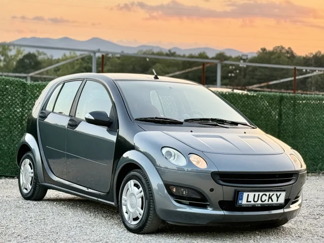 Smart Forfour 1.1i (64 кс) - автомобили, коли, обяви за нови и употребявани 0
