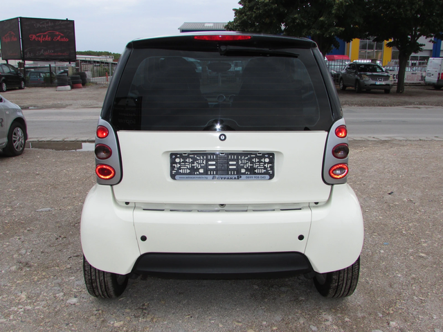 Smart Fortwo 0.7i TURBO EURO4 - автомобили, коли, обяви за нови и употребявани 3