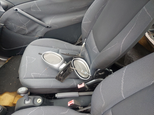 Smart Fortwo 0, 7i 61ps KLIMA - автомобили, коли, обяви за нови и употребявани 6