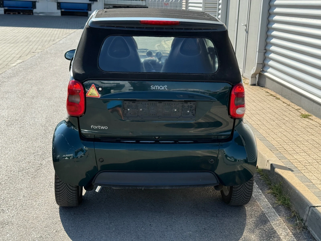 Smart Fortwo Регистрирана+ Много икономична+ Всичко платено - автомобили, коли, обяви за нови и употребявани 3