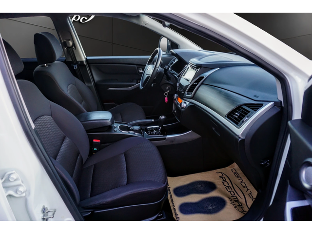 SsangYong Korando 2.2DI AUTO - автомобили, коли, обяви за нови и употребявани 11