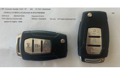 SsangYong Korando 2.2DI AUTO - автомобили, коли, обяви за нови и употребявани 16