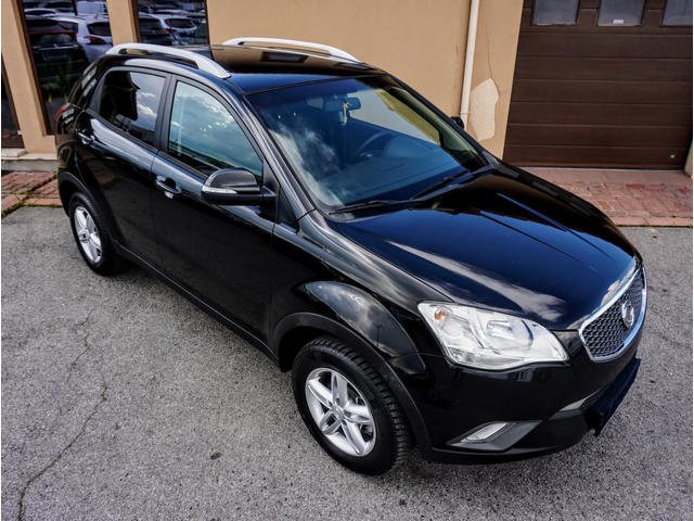 SsangYong Korando 2.0 E-XDI CLASSY AWD - автомобили, коли, обяви за нови и употребявани 1