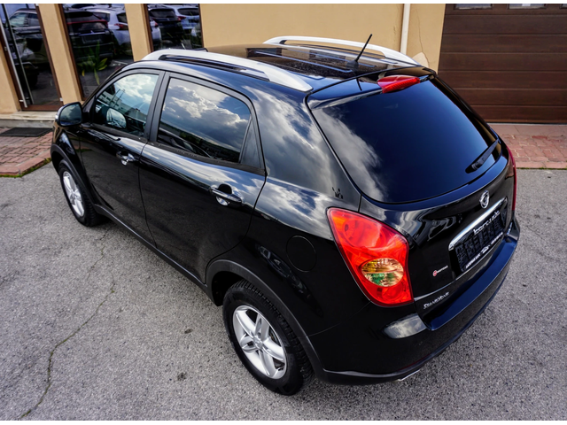 SsangYong Korando 2.0 E-XDI CLASSY AWD - автомобили, коли, обяви за нови и употребявани 3