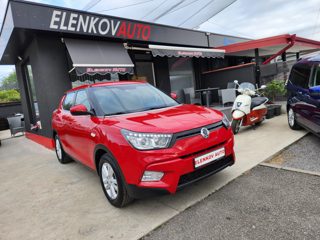 SsangYong Tivoli 1.6I-128к.с EURO 6b-НАВИГАЦИЯ-ШВЕЙЦАРИЯ - автомобили, коли, обяви за нови и употребявани 0