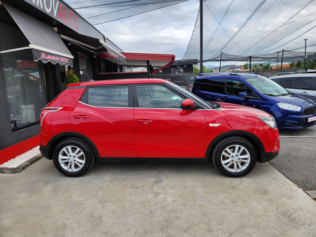 SsangYong Tivoli 1.6I-128к.с EURO 6b-НАВИГАЦИЯ-ШВЕЙЦАРИЯ - автомобили, коли, обяви за нови и употребявани 4