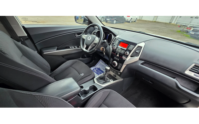 SsangYong Tivoli 1.6 e-XDI 114k.c UNIKAT ITALIA EURO 6C - автомобили, коли, обяви за нови и употребявани 13