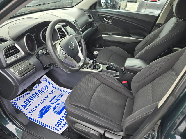 SsangYong Tivoli 1.6XDI-EВРО 6D-6КОРОСТИ-НАВИ - автомобили, коли, обяви за нови и употребявани 6