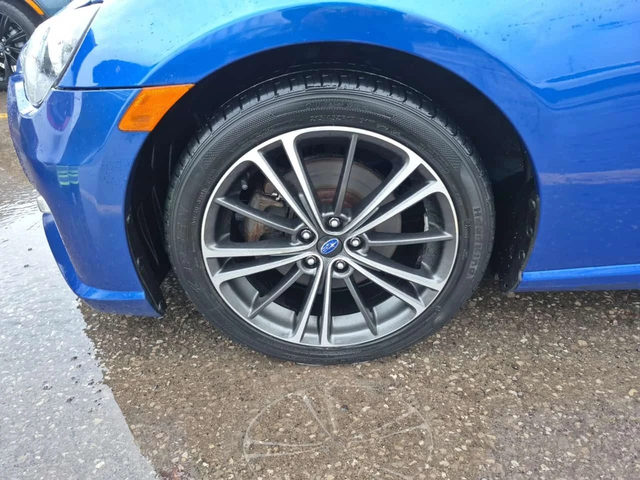 Subaru BRZ CARFAX/Cruise Control/Rear Wheel Drive - автомобили, коли, обяви за нови и употребявани 16