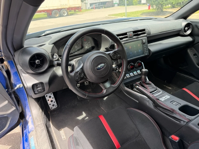 Subaru BRZ SPORT- TECH / CARFAX - автомобили, коли, обяви за нови и употребявани 6