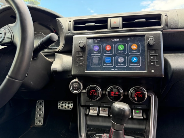 Subaru BRZ SPORT- TECH / CARFAX - автомобили, коли, обяви за нови и употребявани 9