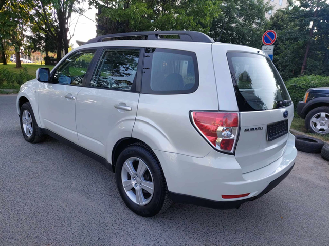 Subaru Forester 2, 0i 150ps ГАЗ/БЕНЗИН - автомобили, коли, обяви за нови и употребявани 3