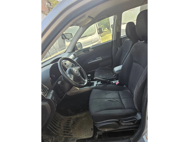Subaru Forester 2.0 DIEZEL SMENEN MOTOR - автомобили, коли, обяви за нови и употребявани 6