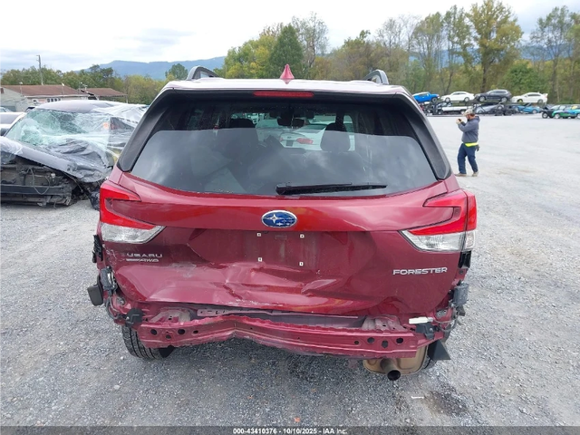 Subaru Forester PREMIUM - автомобили, коли, обяви за нови и употребявани 4