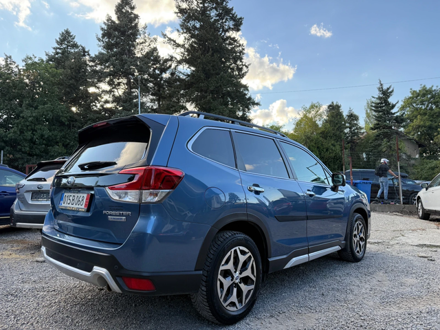 Subaru Forester 2.0i e-Boxer LUXURY - автомобили, коли, обяви за нови и употребявани 3