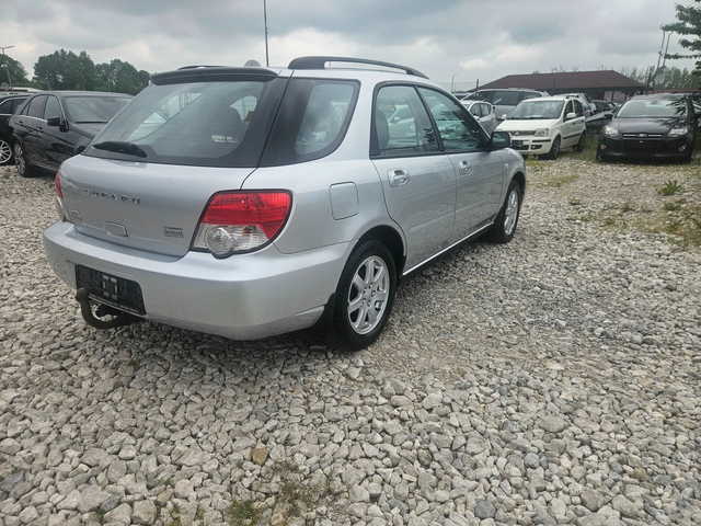 Subaru Impreza - автомобили, коли, обяви за нови и употребявани 4