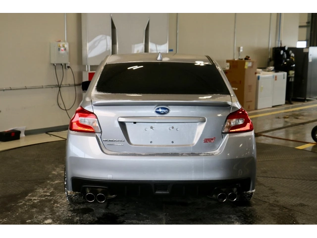 Subaru Impreza STI MANUAL Реална цена до България!!! - автомобили, коли, обяви за нови и употребявани 1