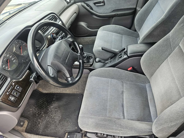 Subaru Legacy 4x4 2.0i - автомобили, коли, обяви за нови и употребявани 8