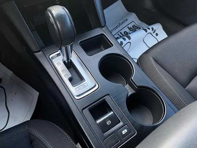 Subaru Legacy 2.5 бензин 4х4 - автомобили, коли, обяви за нови и употребявани 11
