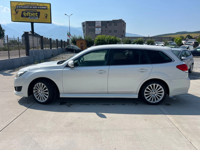 Subaru Outback 2.0d 4x4!! - автомобили, коли, обяви за нови и употребявани 3