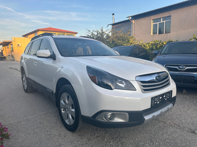 Subaru Outback 2.5 Limited 4x4 - автомобили, коли, обяви за нови и употребявани 0