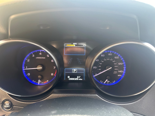 Subaru Outback 2.5 Premium 4x4 - автомобили, коли, обяви за нови и употребявани 10