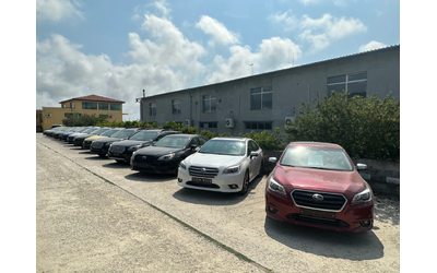 Subaru Outback 2.5 Premium 4x4 - автомобили, коли, обяви за нови и употребявани 16