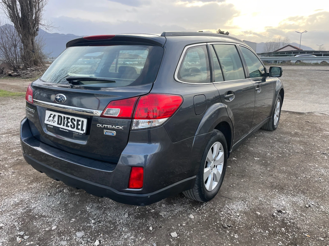 Subaru Outback 2.0D-4x4-ITALIA - автомобили, коли, обяви за нови и употребявани 7
