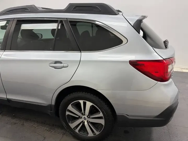 Subaru Outback LIMITED* ПОДГРЕВИ* AWD* HARMAN&KARDON - автомобили, коли, обяви за нови и употребявани 1