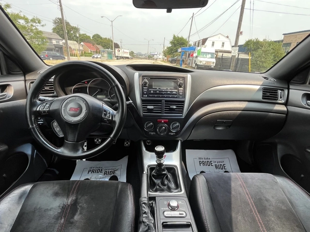Subaru WRX STI - автомобили, коли, обяви за нови и употребявани 11