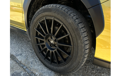 Subaru XV 2.5 Sport 4x4 - автомобили, коли, обяви за нови и употребявани 15