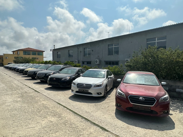 Subaru XV 2.0 Premium 4x4 - автомобили, коли, обяви за нови и употребявани 15