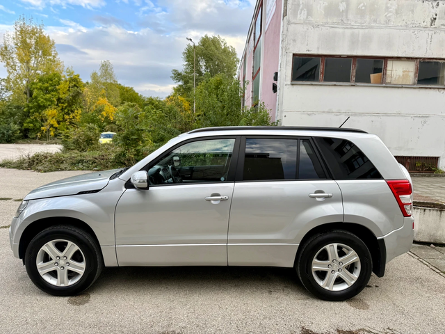 Suzuki Grand vitara 2.4i AUTOMATIC - автомобили, коли, обяви за нови и употребявани 5