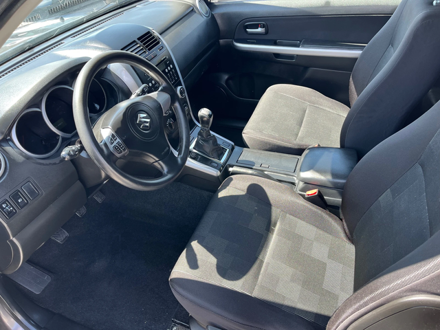 Suzuki Grand vitara 1.9DDIS - автомобили, коли, обяви за нови и употребявани 10