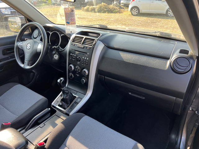 Suzuki Grand vitara 1.9 D - автомобили, коли, обяви за нови и употребявани 11