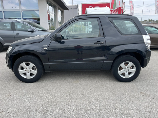 Suzuki Grand vitara 4x4 1.6 i 106k.c - автомобили, коли, обяви за нови и употребявани 2