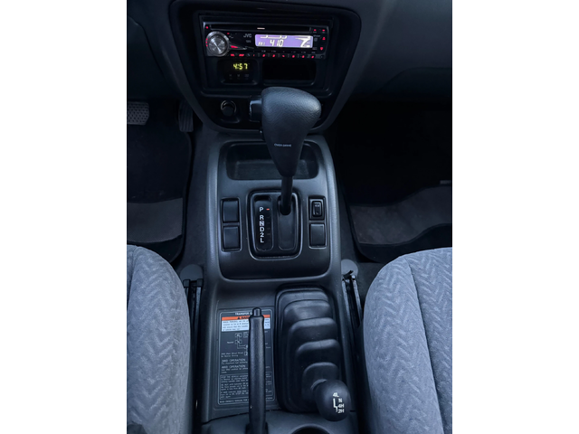 Suzuki Grand vitara Автоматик/Климатик/Повдигнат/Кални Гуми/Печка/Темп - автомобили, коли, обяви за нови и употребявани 16