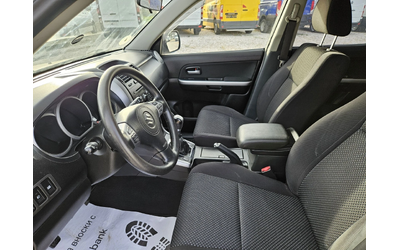 Suzuki Grand vitara 2.0i - автомобили, коли, обяви за нови и употребявани 8