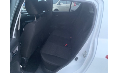 Suzuki Swift 1.3D - автомобили, коли, обяви за нови и употребявани 10