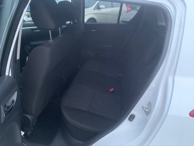 Suzuki Swift 1.3D - автомобили, коли, обяви за нови и употребявани 10