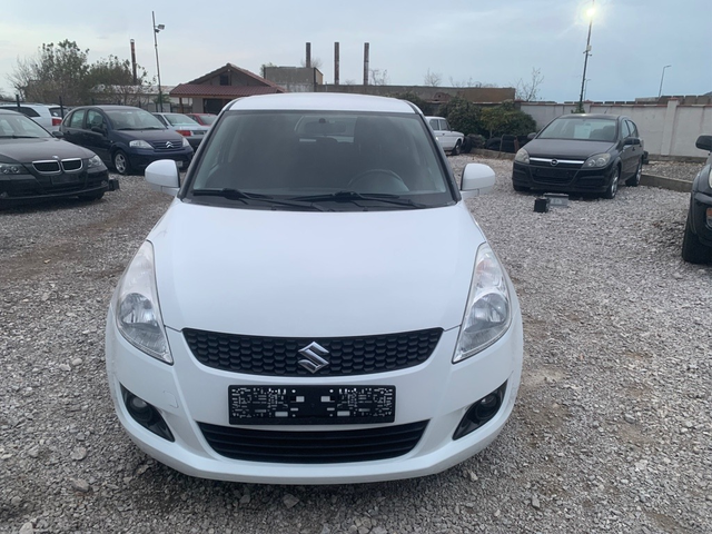 Suzuki Swift 1.3D - автомобили, коли, обяви за нови и употребявани 4