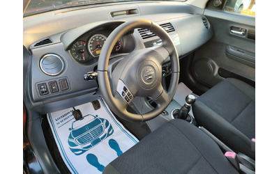 Suzuki Swift 1.3Iㅤ ㅤ ㅤ ㅤ - автомобили, коли, обяви за нови и употребявани 7