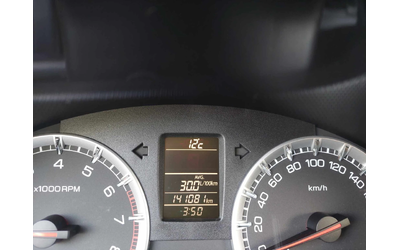 Suzuki Swift 1, 2i 4x4 - автомобили, коли, обяви за нови и употребявани 10