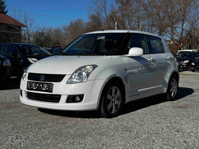 Suzuki Swift 1.3I - автомобили, коли, обяви за нови и употребявани 0